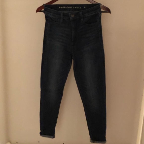 High waisted jeans